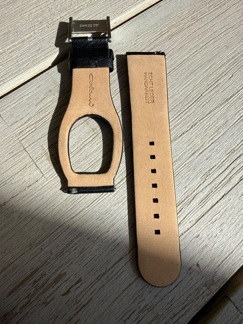 Colani Signatur-Lederarmband